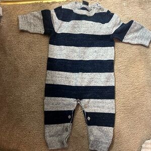Baby gap navy and gray sweater romper